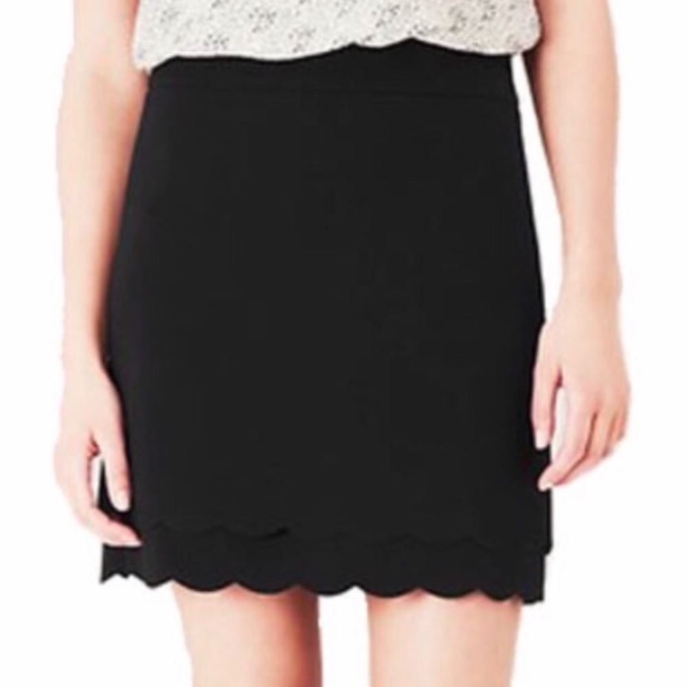LOFT NWT Black Scallop Skirt Size 4